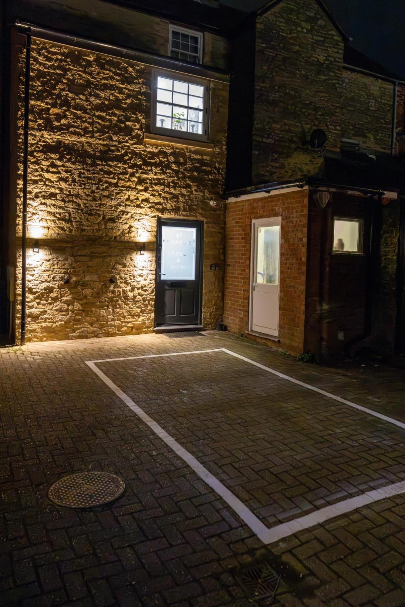 Stylish 1 Bed Apartment In Bicester Town Centre Ngoại thất bức ảnh